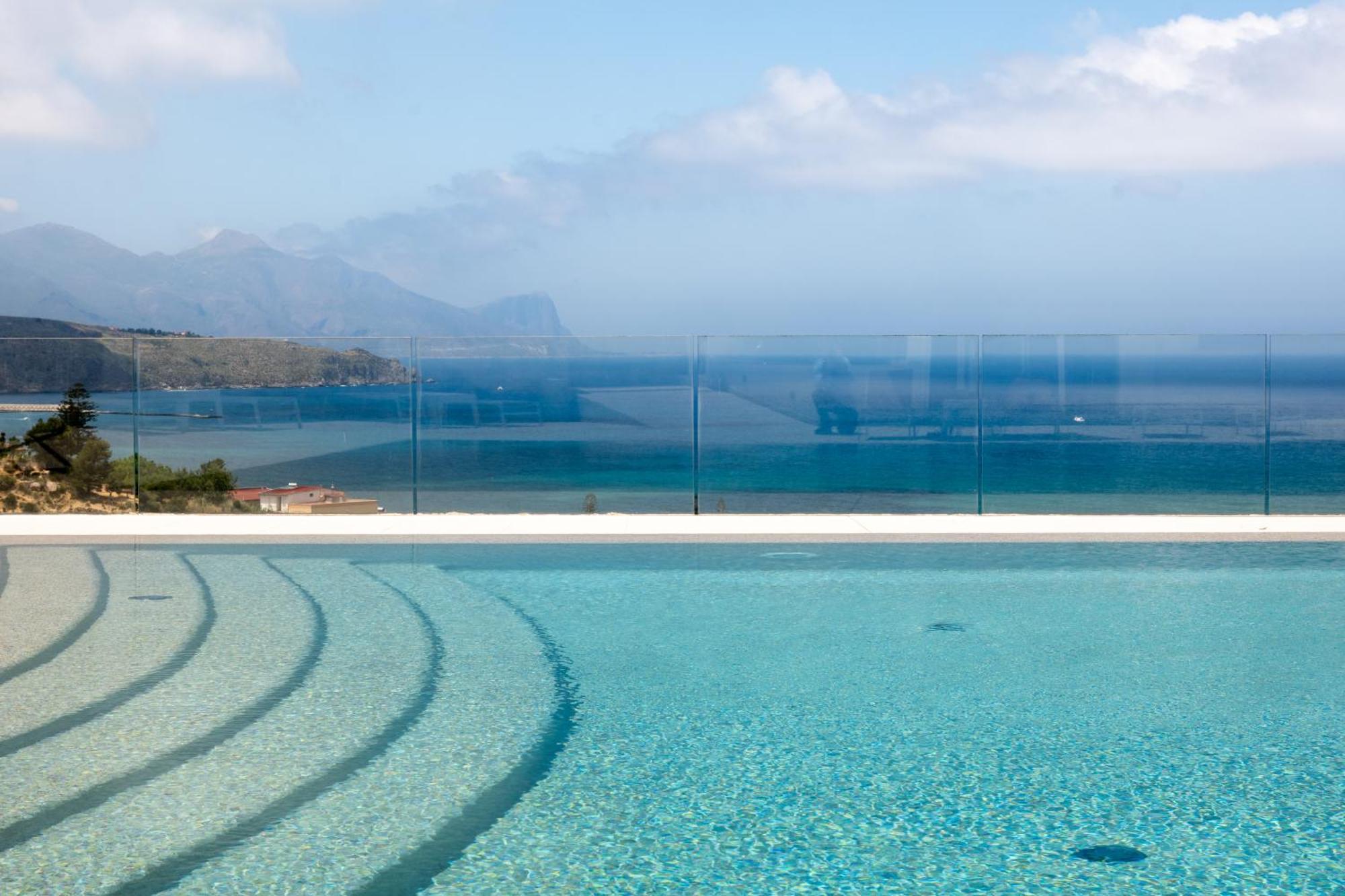 La Blanca & Castellammare del Golfo