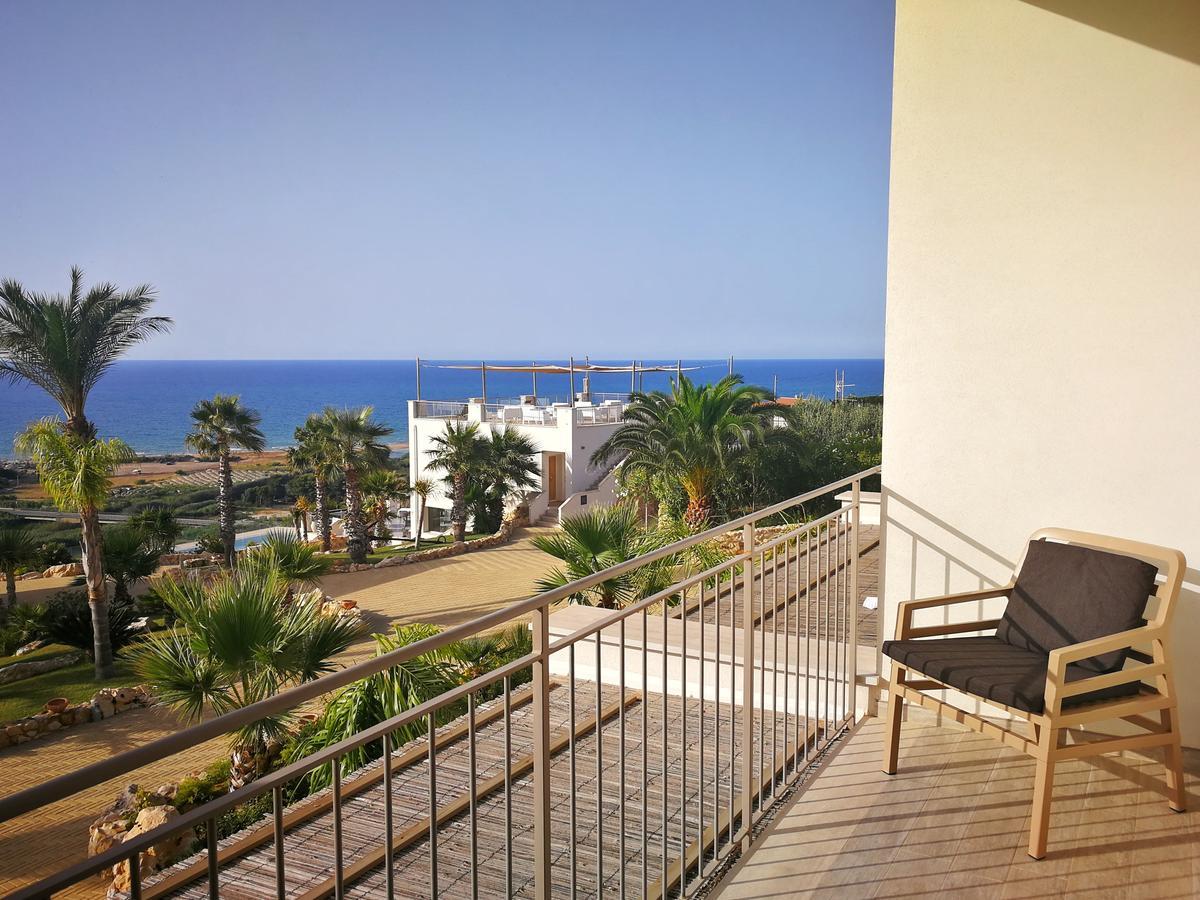 Hotel La Blanca & 4*